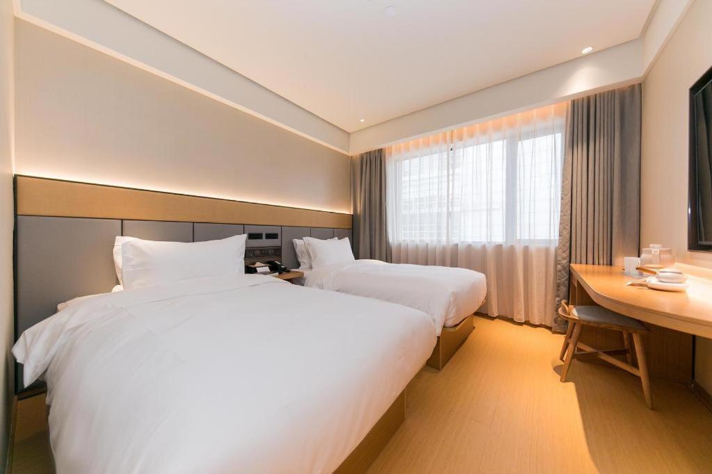Ji Hotel Shanghai Xujiahui Exterior photo