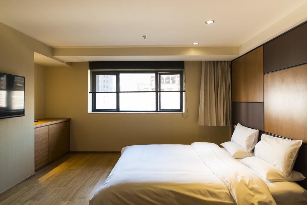 Ji Hotel Shanghai Xujiahui Room photo