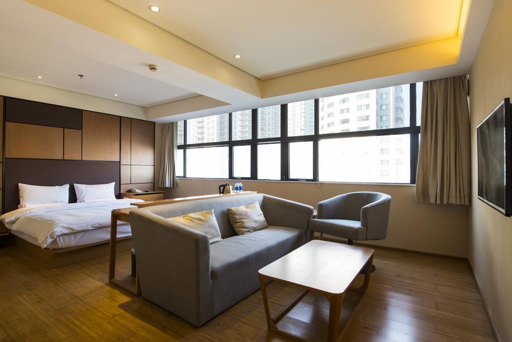 Ji Hotel Shanghai Xujiahui Exterior photo